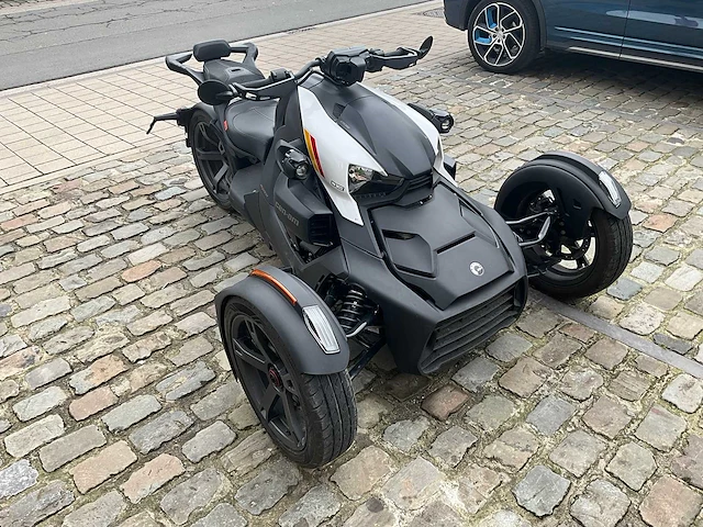 Brp can-am - 2021 - afbeelding 18 van  23