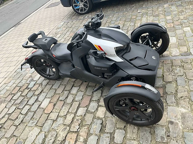 Brp can-am - 2021 - afbeelding 19 van  23