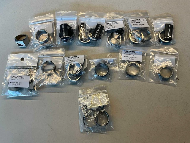 Bruce ring (23x) - afbeelding 1 van  12
