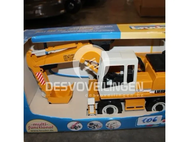 Bruder liebherr kraan 912 ku02426 - afbeelding 1 van  1