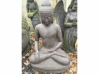 Bruin hindu god zittend - afbeelding 1 van  3