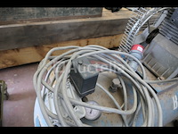 Bruine compressor - afbeelding 4 van  14