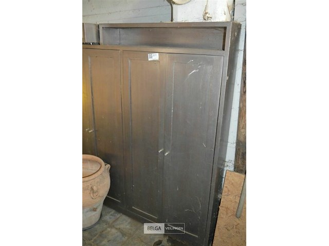 Bruine kast met 4 deuren - afbeelding 1 van  3