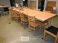 Bruine stoelen zonder tafel - afbeelding 1 van  7