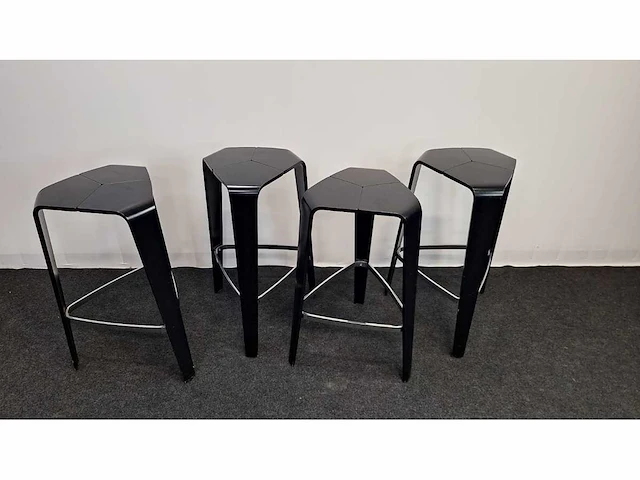 Brunner - various office inventory (4x) - afbeelding 1 van  6