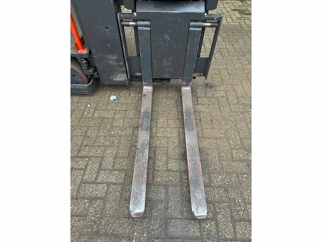 Bt - ctl-csr30t - reach forklift - 2001 - afbeelding 2 van  14
