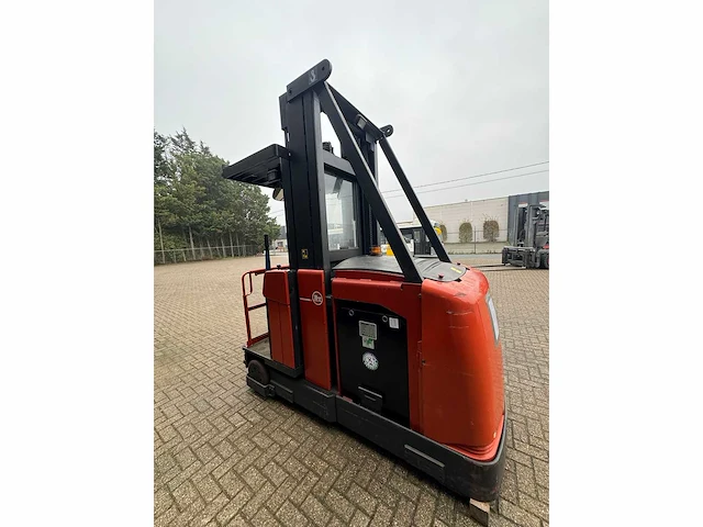 Bt - ctl-csr30t - reach forklift - 2001 - afbeelding 3 van  14