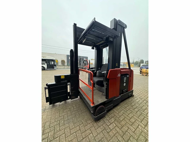 Bt - ctl-csr30t - reach forklift - 2001 - afbeelding 4 van  14