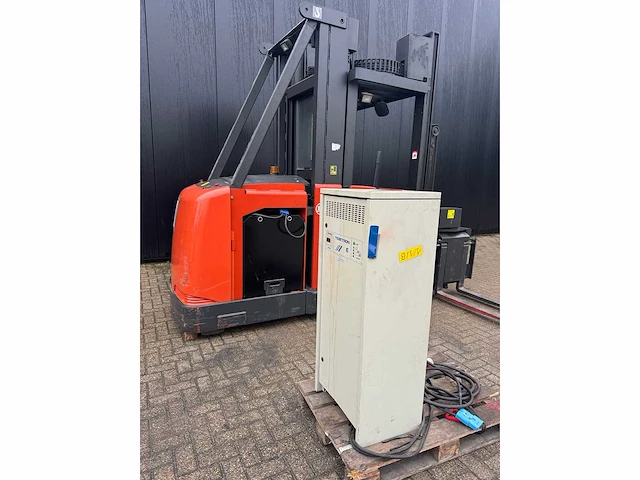 Bt - ctl-csr30t - reach forklift - 2001 - afbeelding 5 van  14