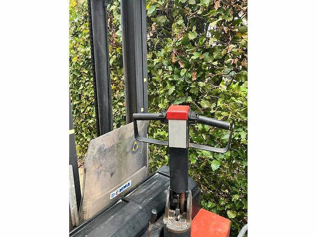 Bt elektrische meeloopstapelaar - afbeelding 12 van  13