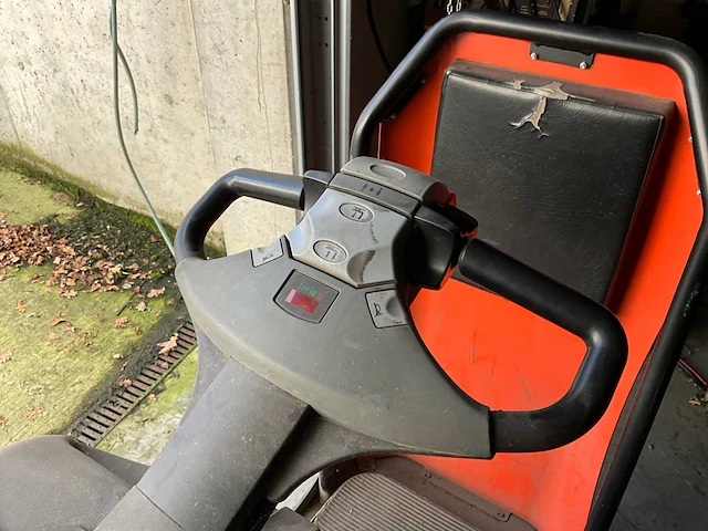 Bt elektrische palletwagen - afbeelding 9 van  12