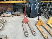 Bt hand hydraulische palletwagen - afbeelding 1 van  6