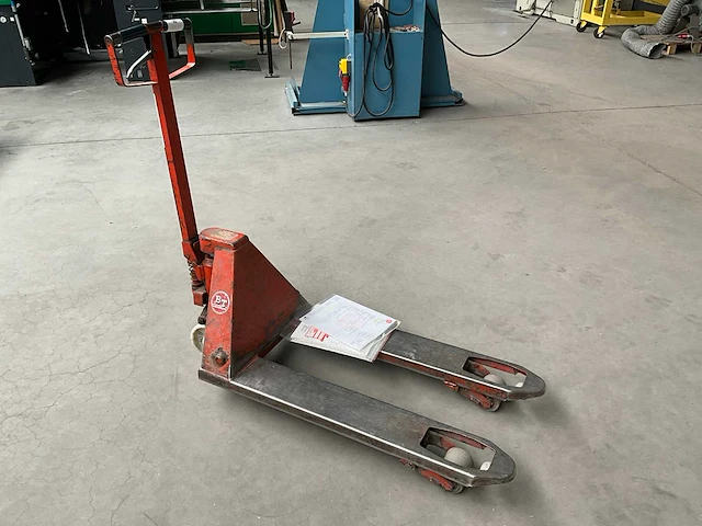 Bt l2000 hand hydraulische palletwagen - afbeelding 1 van  5