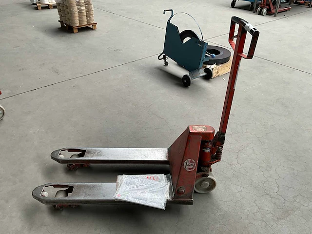 Bt l2000 hand hydraulische palletwagen - afbeelding 2 van  5