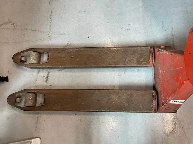 Bt lifter l2000 transpallet met weegschaal - afbeelding 7 van  8