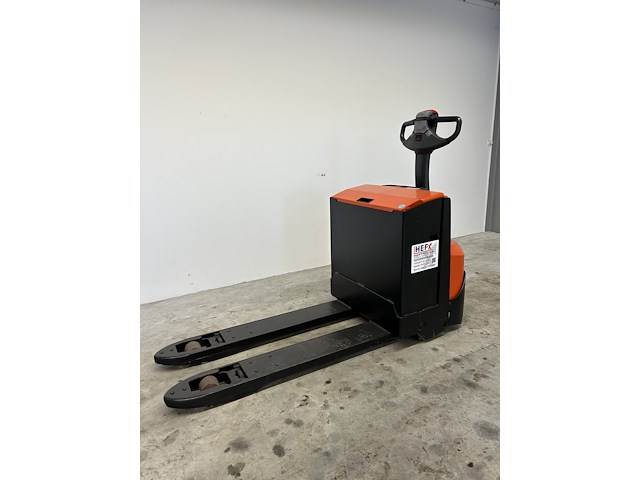 Bt lwe 180 palletwagen - afbeelding 1 van  7