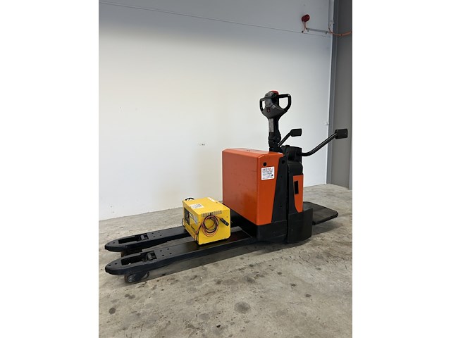 Bt p20/8 palletwagen - bj 2003 - afbeelding 1 van  10