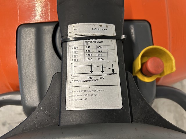 Bt spe 160l stapelaar - bj 2003 - afbeelding 7 van  8