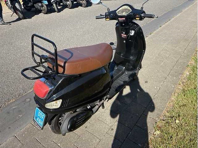 Btc riva scooter - afbeelding 6 van  8