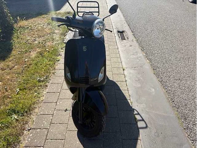 Btc riva scooter - afbeelding 2 van  7