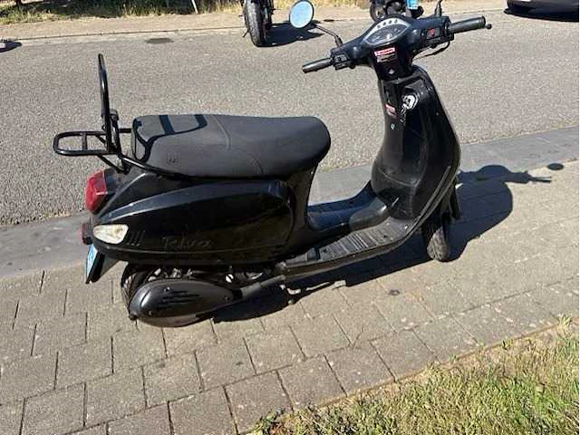 Btc riva scooter - afbeelding 5 van  7