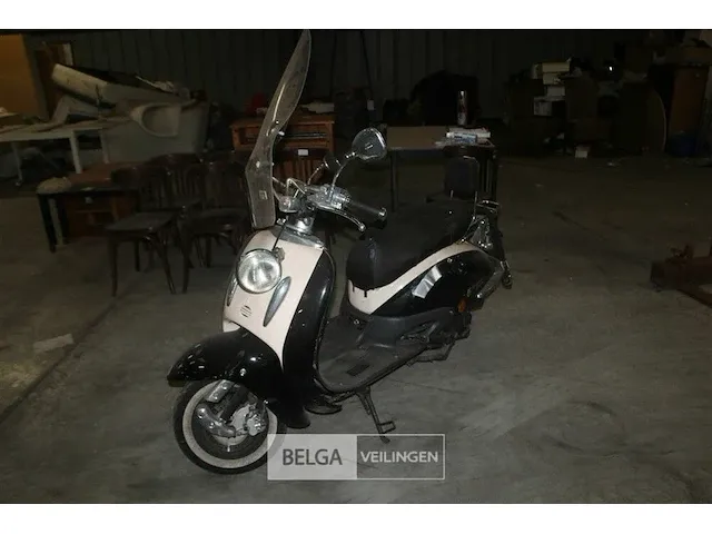 Btc scooter - afbeelding 1 van  8