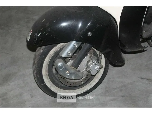 Btc scooter - afbeelding 4 van  8