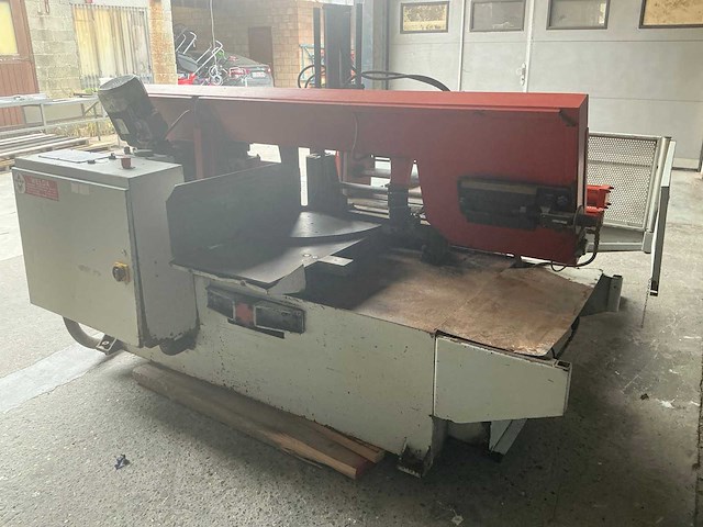 Btm 4632 aut metalen horizontale bandzaagmachine - afbeelding 10 van  10