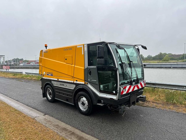 Bucher - 2016 - citycat 5006 - straatveegmachine - afbeelding 1 van  24