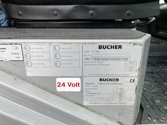 Bucher - 2016 - citycat 5006 - straatveegmachine - afbeelding 9 van  28