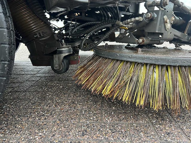 Bucher - 2016 - citycat 5006 - straatveegmachine - afbeelding 7 van  24