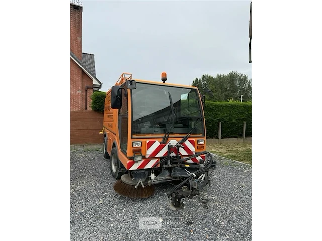 Bucher citycat 5000 veegwagen - afbeelding 1 van  16