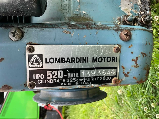 Bucher m300 werktuigdrager met onkruidbrander - afbeelding 3 van  12