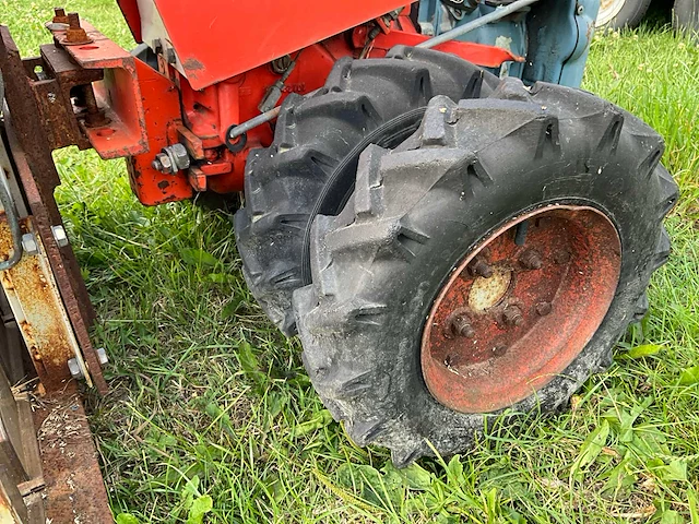Bucher m300 werktuigdrager met onkruidbrander - afbeelding 11 van  12