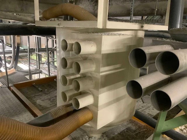 Buffersilo voor maalmolen granulaat - afbeelding 1 van  4