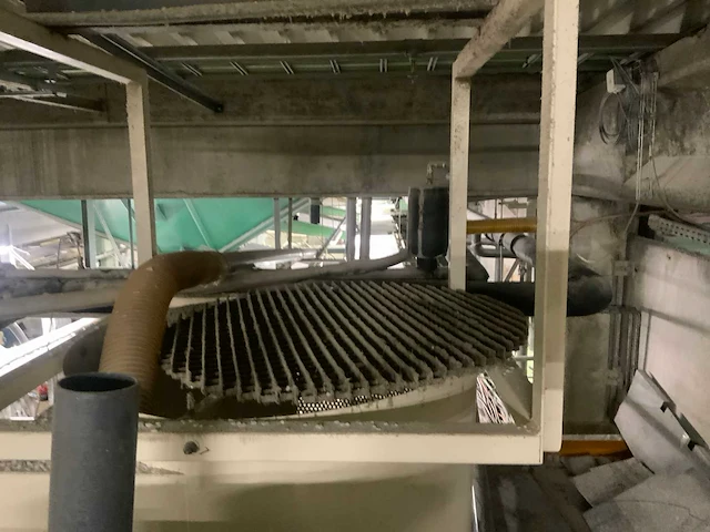 Buffersilo voor maalmolen granulaat - afbeelding 4 van  4