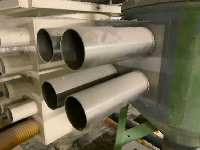 Buffersilo voor maalmolen granulaat - afbeelding 3 van  4