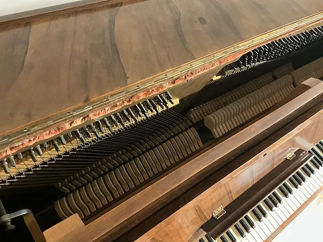 Buffet piano van hyfte gand - afbeelding 4 van  4