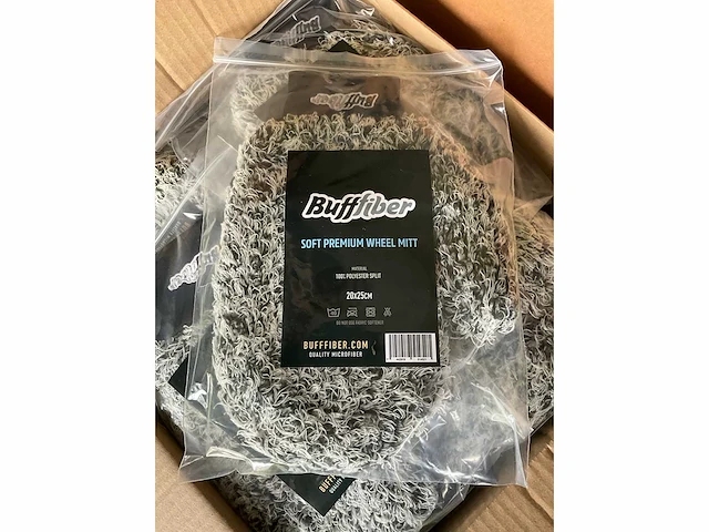 Bufffiber soft premium wheel mitt cardetailing - afbeelding 2 van  3