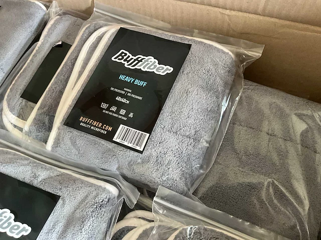 Bufffiber twin weave glass + heavy buff cardetailing - afbeelding 5 van  7