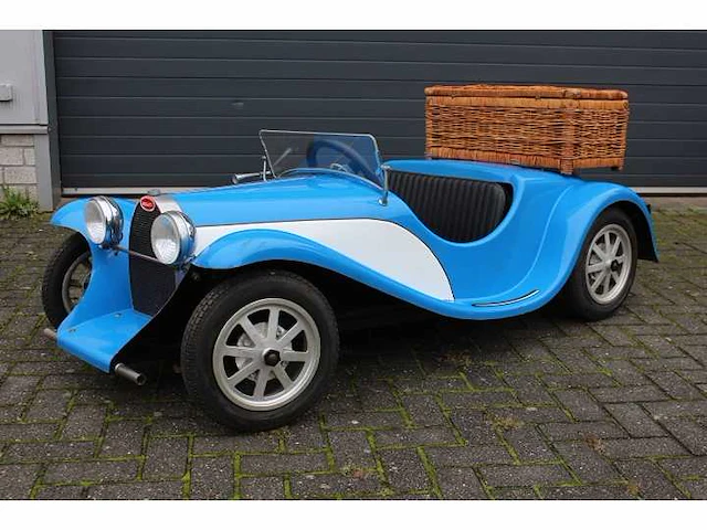 Bugatti 55 junior - afbeelding 1 van  10