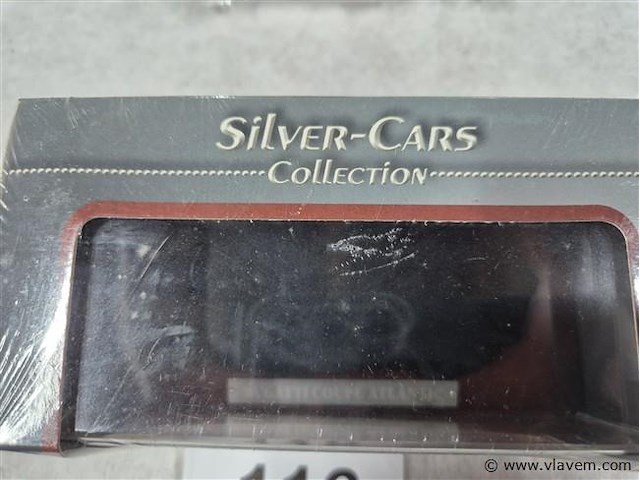 Bugatti - afbeelding 2 van  3