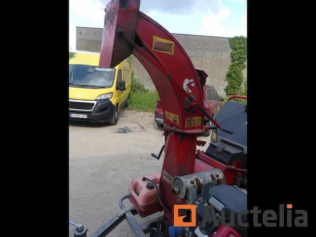 Bugnot bve 55 getrokken tuinhakselaar - afbeelding 6 van  15