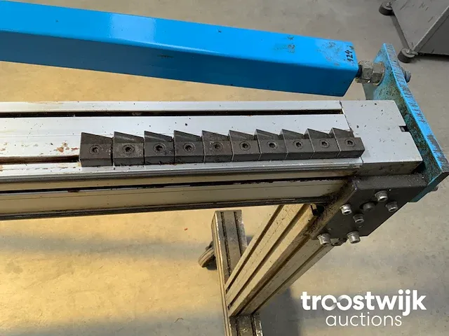 Buis-boor-freesmachine - afbeelding 7 van  20