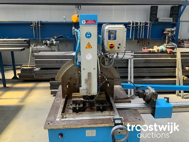 Buis-boor-freesmachine - afbeelding 14 van  20