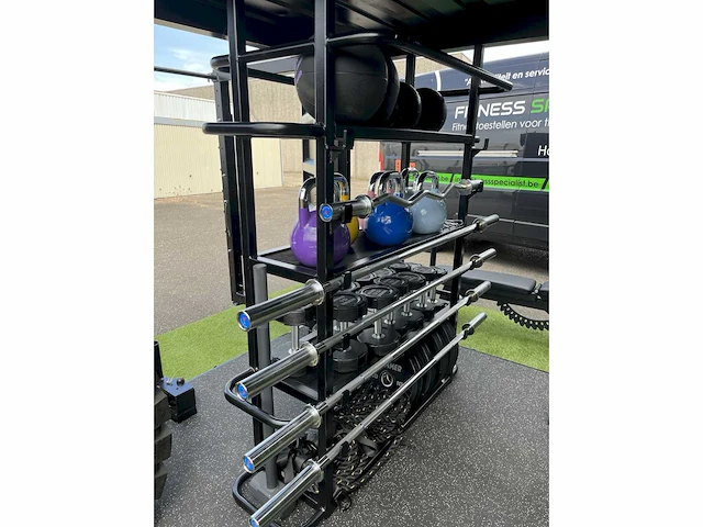 Buiten crossfit container (demo) - afbeelding 8 van  13