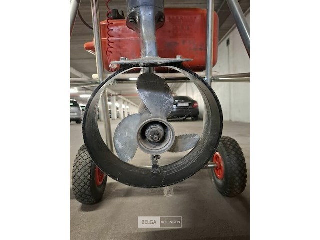 Buitenboordmotor - afbeelding 2 van  12