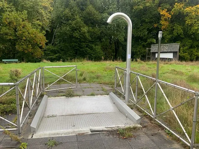 Buitendouche - afbeelding 1 van  4