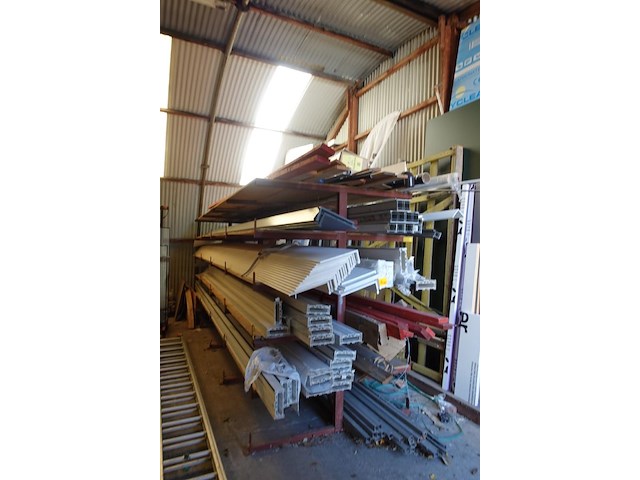 Buizenrek + inhoud - afbeelding 1 van  10