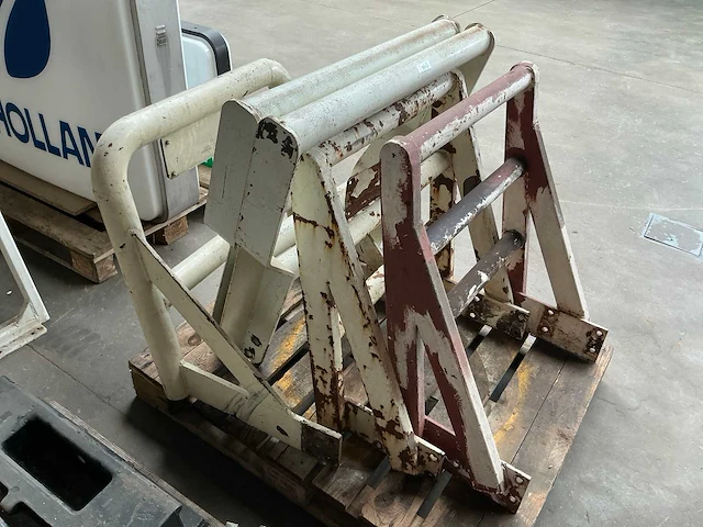 Bullbar voor tractor - afbeelding 5 van  6